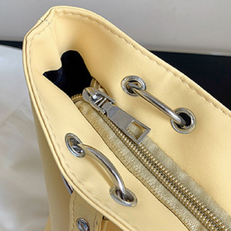 Factory Hot Sale Wholesale Leather Tote Bag Pu Zipper Bags Women Shopping Shoulder Handbags (图2)